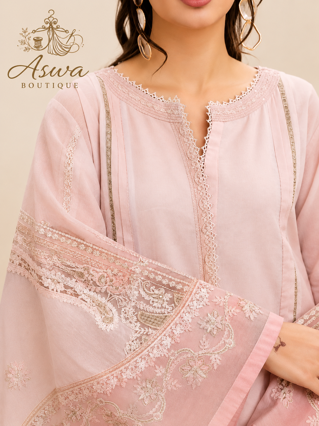 White sleeve with pearl edges and embroidery